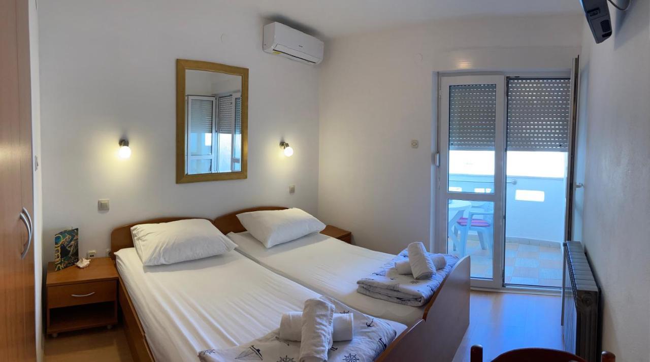 Sunrise Apartments And Studio Apartments 1 لوكفا روجوزنيكا المظهر الخارجي الصورة