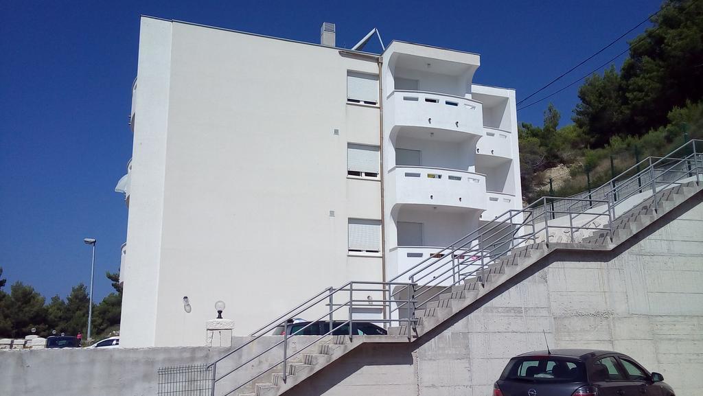 Sunrise Apartments And Studio Apartments 1 لوكفا روجوزنيكا المظهر الخارجي الصورة