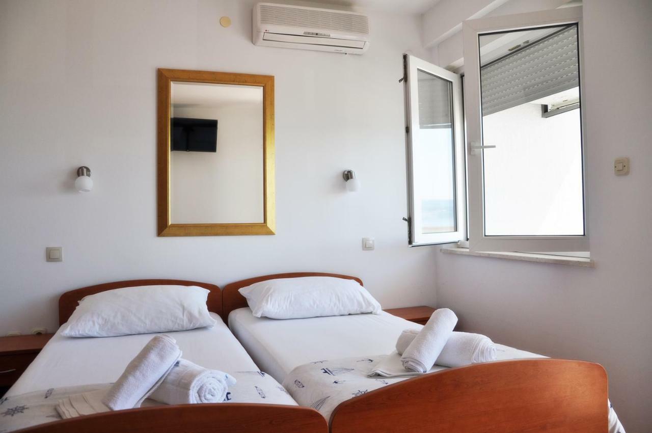 Sunrise Apartments And Studio Apartments 1 لوكفا روجوزنيكا المظهر الخارجي الصورة