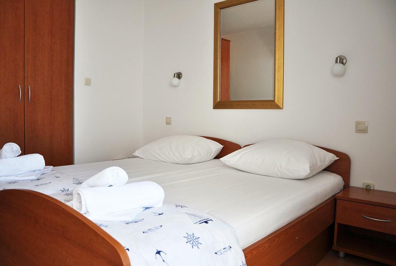 Sunrise Apartments And Studio Apartments 1 لوكفا روجوزنيكا المظهر الخارجي الصورة